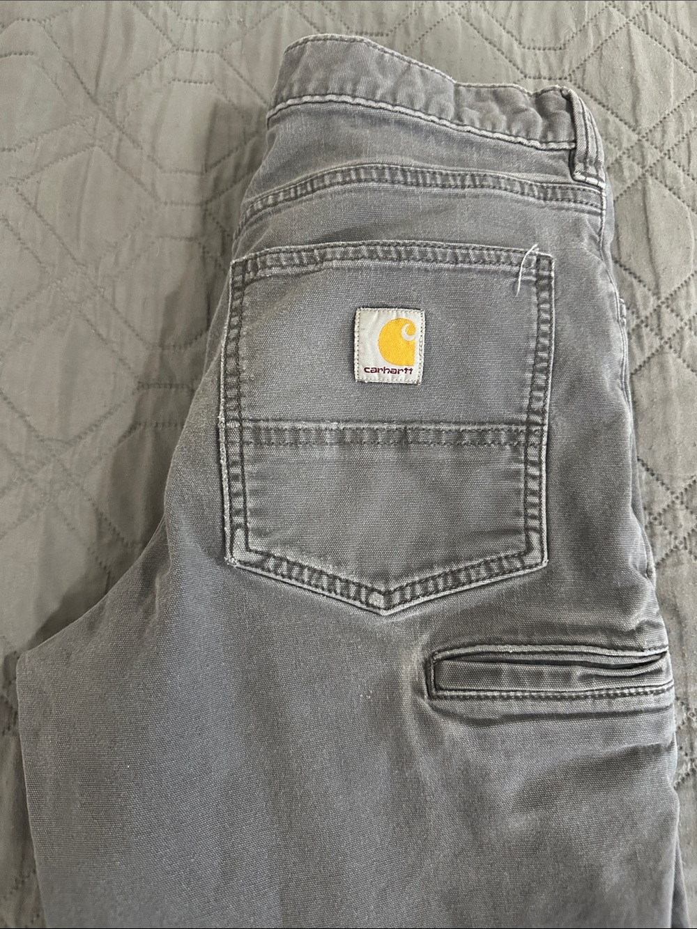Carhartt pants gray men’s size 30/34 distressed - Picture 2 of 7